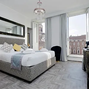 2* Maison d'hôtes Della Croce Luxury