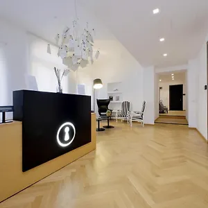 Youroom Abruzzi *** Rom